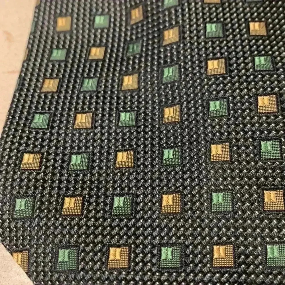 Stefano Conti 100% silk tie, raised green, and gold squares on face